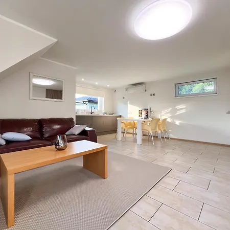 Holiday home Iirise Rani